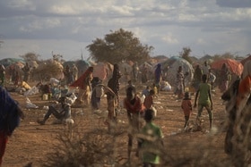 Un camp pour personnes déplacées en Somalie