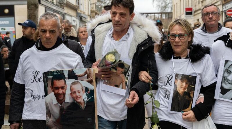 Affaire Leslie et Kevin : « Ils ont détruit des vies », une marche blanche rassemble 300 personnes à Niort