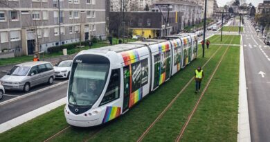 Angers : Le chantier se termine, les nouvelles lignes de tramway en test en centre-ville