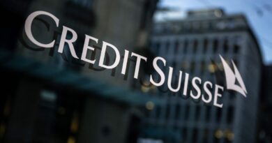 Crise bancaire : Le Credit Suisse s’effondre en bourse, les régulateurs se veulent rassurants