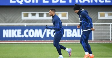 Equipe de France : Kylian Mbappé a parlé à Antoine Griezmann au sujet du capitanat