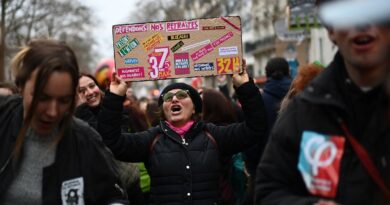 Grève du 15 mars : « Bien sûr qu’il faut continuer à se battre » contre la réforme des retraites, selon nos lecteurs