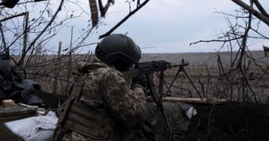 Guerre en Ukraine : Augmentation de la production de munitions en UE et violents combats au centre de Bakhmout
