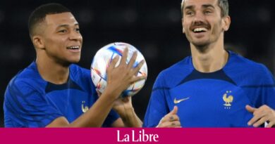 La franche discussion entre Kylian Mbappé et Antoine Griezmann au sujet du capitanat chez les Bleus