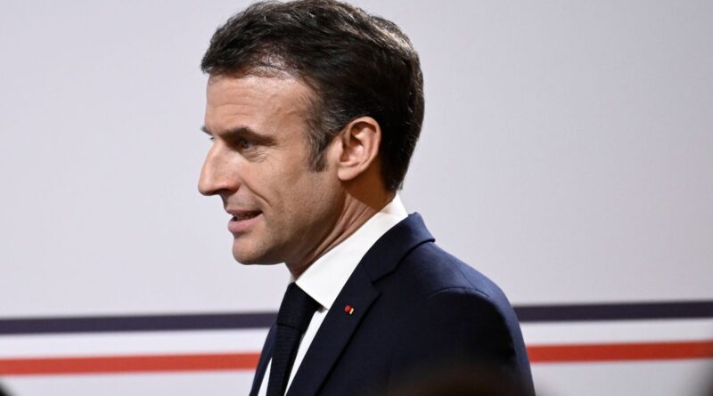 Mayotte : Emmanuel Macron s’inquiète de la « situation sociale et sécuritaire » sur l’île