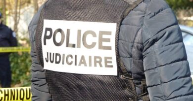 Paris : Une femme découverte décédée dans le hall de son immeuble