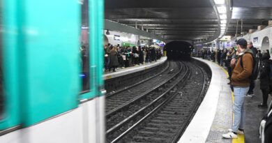 Réforme des retraites : Trafic du métro parisien « normal » lundi, le RER B toujours perturbé
