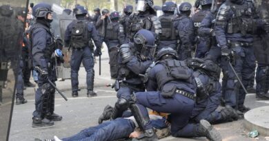 Réforme des retraites : Une centaine de plaintes déposées à Paris pour des « arrestations arbitraires »