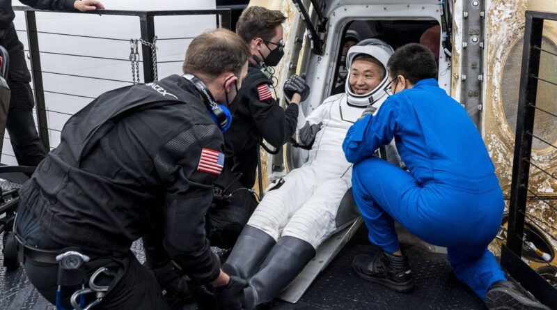 SpaceX : Après cinq mois sur l’ISS, l’équipage de la mission Crew-5 de retour sur Terre