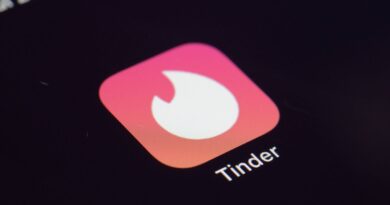 BENJAMIN Tinder : L’appli de dating planche sur une « version riche » à 500 dollars par mois