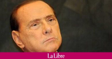 Berlusconi: "C'est dur, mais je m'en sortirai encore cette fois-ci"