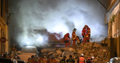 Effondrement d'un immeuble à Marseille EN DIRECT : Entre 4 et 10 personnes seraient sous les décombres, selon Gérald Darmanin...