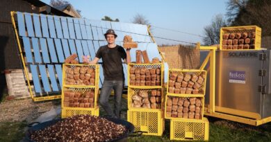 Energie : Arnaud Crétot, le boulanger qui cuit son pain au soleil de Normandie
