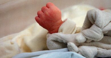 Finistère : Deux parents mis en examen après la mort de leur bébé
