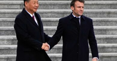 Guerre en Ukraine : Emmanuel Macron « compte » sur Xi Jinping pour « ramener la Russie à la raison »