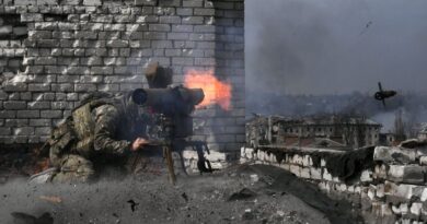 Guerre en Ukraine : Moscou à l’assaut de l’ouest de Bakhmout et en exercice dans le Pacifique