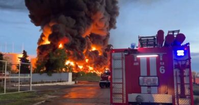 Guerre en Ukraine : Un incendie se déclenche dans un dépôt de pétrole à Sébastopol après une frappe de drone