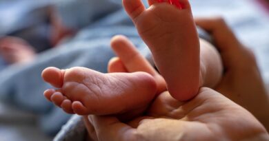 Guingamp : Faute de personnel, les accouchements suspendus à la maternité
