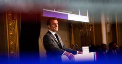 Handicap : Macron annonce 1,5 milliard d’euros pour améliorer l’accès des lieux publics