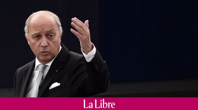"Il a eu un complexe de supériorité par rapport à François Hollande": Qui est Laurent Fabius, ce politicien qui n'a jamais pu atteindre l'Elysée?