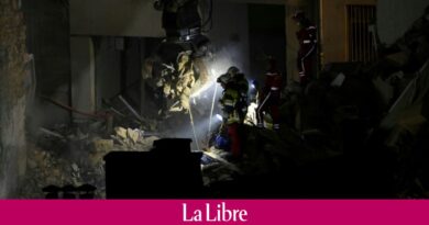 Immeuble effondré à Marseille: deux premiers corps ont été extraits, "il reste de l'espoir" de trouver "d'éventuels survivants"