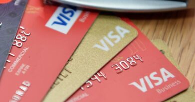 JO 2024 : Cartes Visa et liquide, seuls moyens de paiement acceptés pour les « goodies » officielles