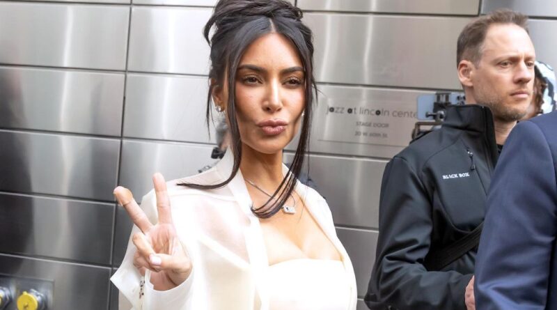 Kim Kardashian envisage d’arrêter la téléréalité pour devenir avocate à plein temps