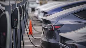 Les deux tiers des nouvelles voitures vendus aux Etats-Unis seront entièrement électriques d’ici 2032.