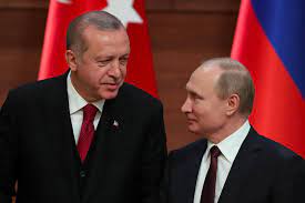 Poutine et Erdogan inaugurent la première centrale nucléaire en Turquie