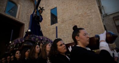 Espagne : Une procession religieuse pour faire tomber la pluie