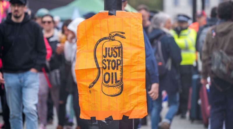 Greenpeace accuse TotalEnergies de sous-estimer son bilan carbone... Le groupe l'assigne en justice