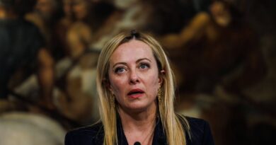 L’Italie de Giorgia Meloni est « incapable » de régler le « problème » migratoire, estime Gérald Darmanin