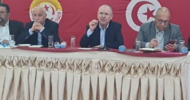 اتحاد الشغل يحذر من الارتدادات الاجتماعية لقانون المالية - Actualités Tunisie Focus