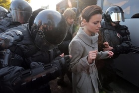 Polizeieinsatz während einer Demonstration in St. Petersburg