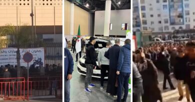 Oran : une marrée humaine déferle sur le Salon national de l'automobile (vidéo)