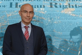 Le Haut-Commissaire aux droits de l homme des Nations unies Volker Türk