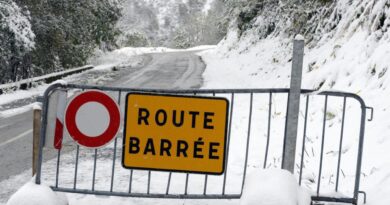 Chutes de neige : plusieurs routes fermées à la circulation ce 7 janvier