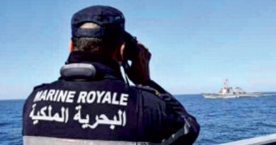 Deux Garde-côtes et un Patrouilleur de Haute Mer de la Marine Royale portent assistance à 124 émigrés subsahariens près de Dakhla