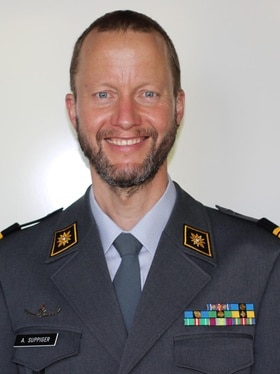 Portrait d un officier suisse