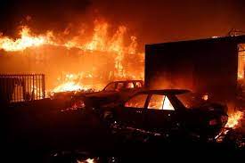 Chili : le bilan humain des incendies monte à 112 morts - Actualités Tunisie Focus