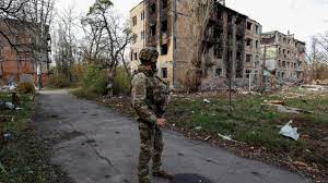 Face à la pression russe, les forces ukrainiennes annoncent leur retrait de la ville d’Avdeïevka - Actualités Tunisie Focus