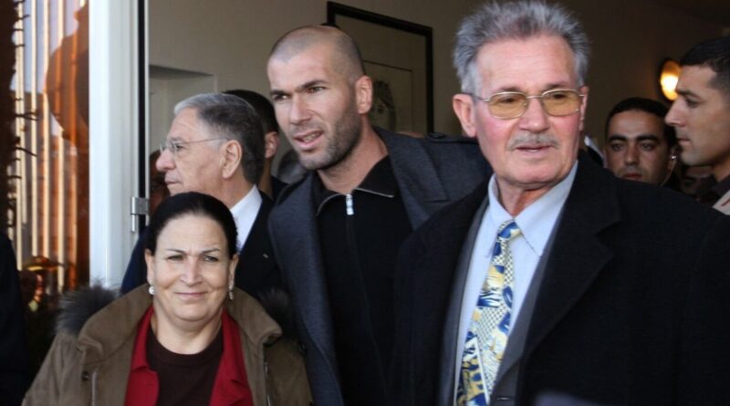 Le père de Zidane explique pourquoi il est resté en France après l'indépendance