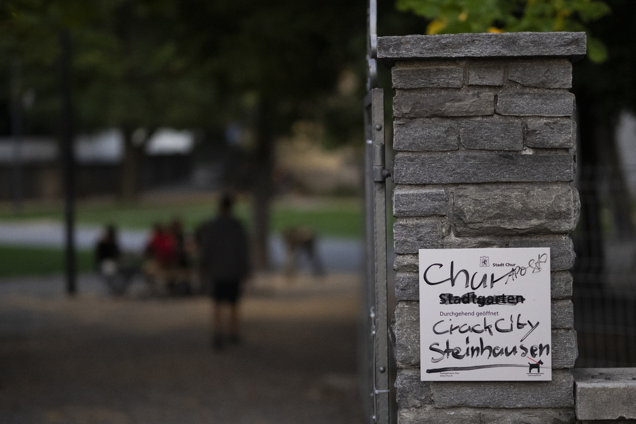 «Crack City Steinhausen» peut-on lire à l’entrée du parc municipal de Coire.