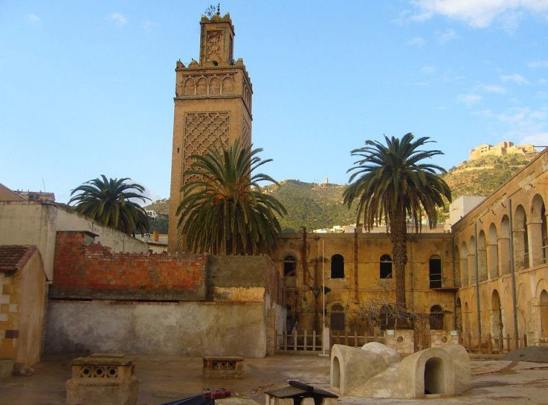 Les immeubles centenaires de Sidi el Houari à Oran