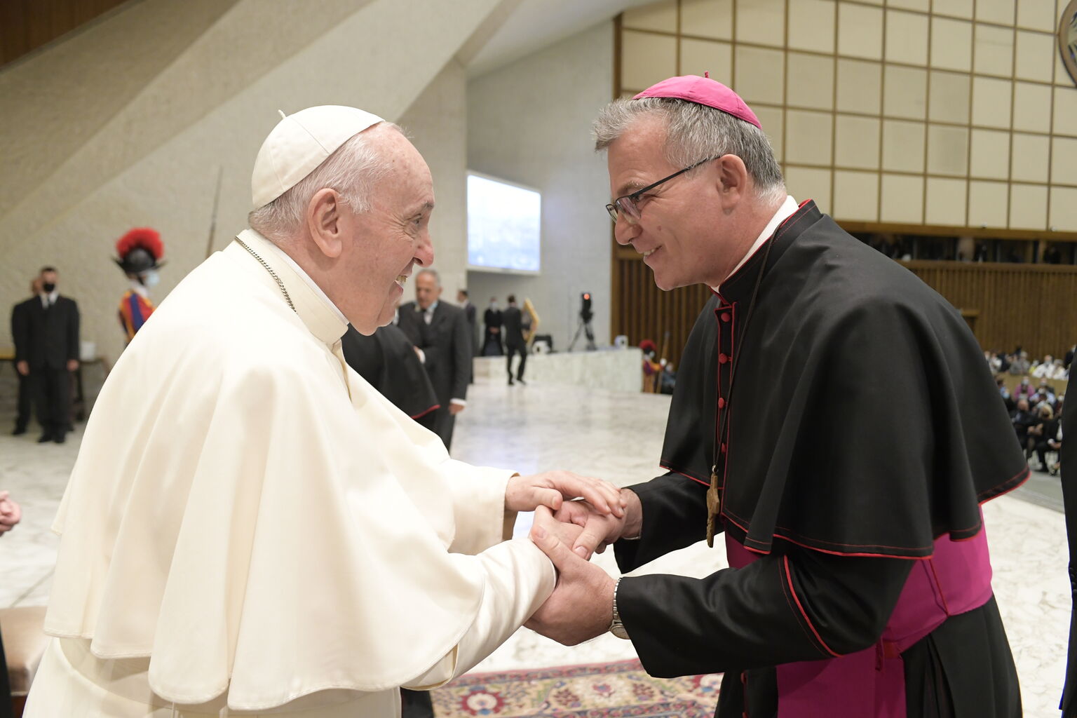 Antonio Crameri lors d'une rencontre avec le pape François.