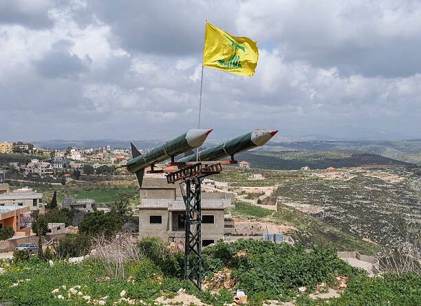 Le Hezbollah tire des dizaines de roquettes sur le nord d'Israël - Actualités Tunisie Focus