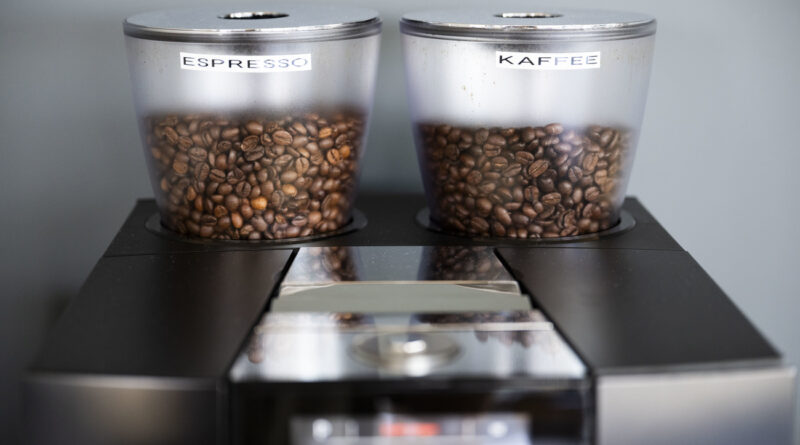Votre café préféré a probablement été préparé par une machine suisse - SWI swissinfo.ch