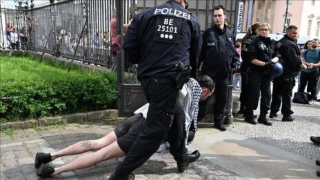 Allemagne : la police disperse un sit-in pro-palestinien à l'université Humboldt de Berlin - Actualités Tunisie Focus