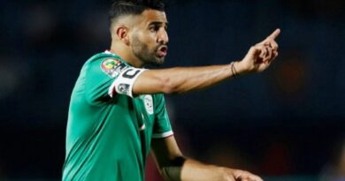 Mahrez réagit à sa non-convocation et contredit Petkovic