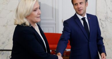 Macron annonce des législatives anticipée et risque que Marine Le Pen passe 1ère Ministre